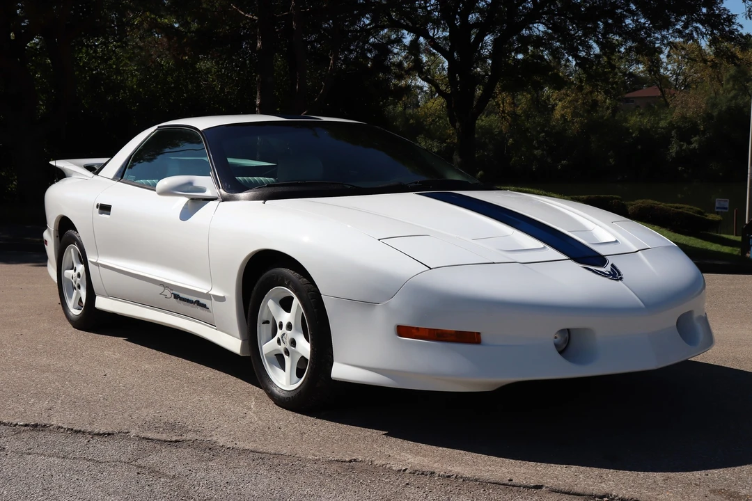 1994 Pontiac Firebird Trans Am 4th Gen - Image 21 of 31