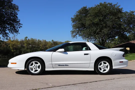 1994 Pontiac Firebird Trans Am 4th Gen - Image 4 of 31