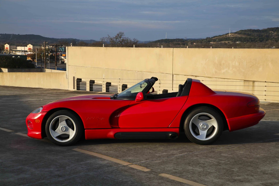 1995 Dodge Viper 1st Gen - Image 29 of 31