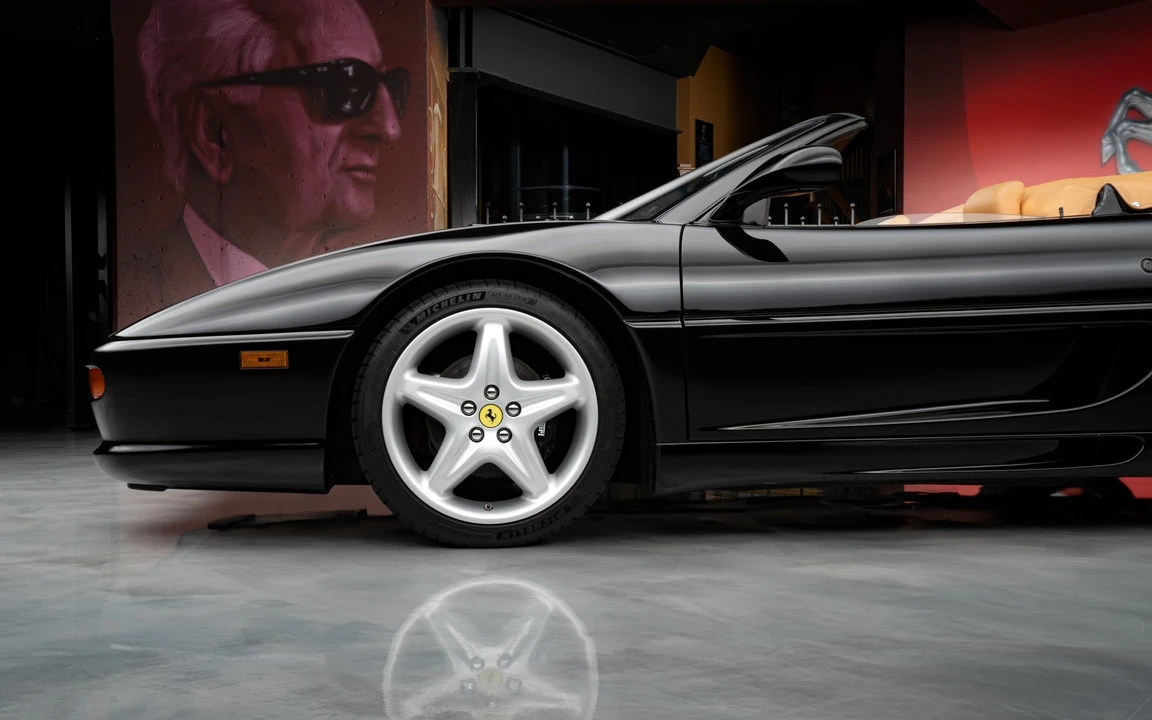 1995 Ferrari F355 Spider - Image 26 of 31
