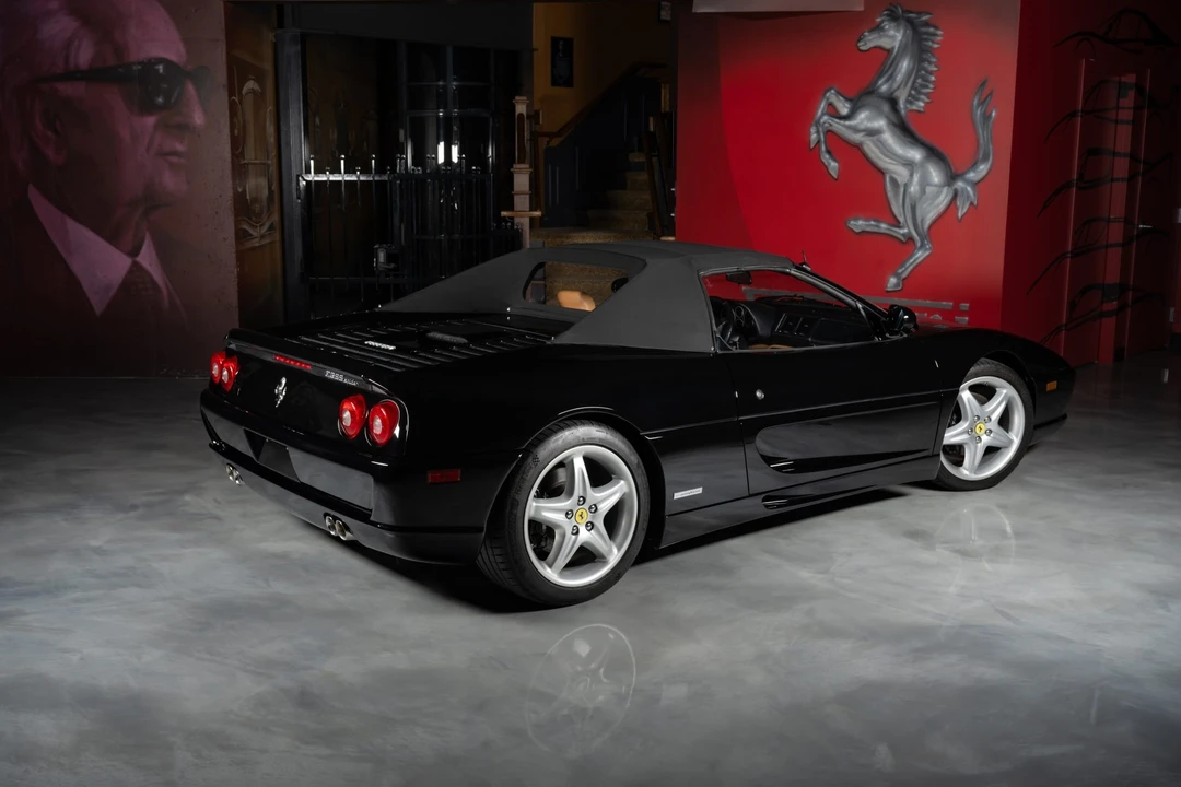 1995 Ferrari F355 Spider - Image 18 of 31