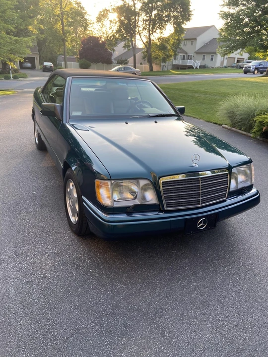 1995 Mercedes-Benz W124 E-Class - Image 9 of 31