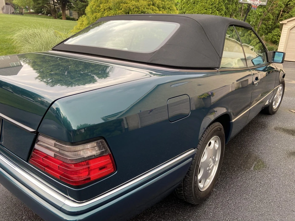 1995 Mercedes-Benz W124 E-Class - Image 10 of 31