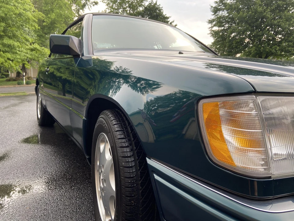 1995 Mercedes-Benz W124 E-Class - Image 16 of 31