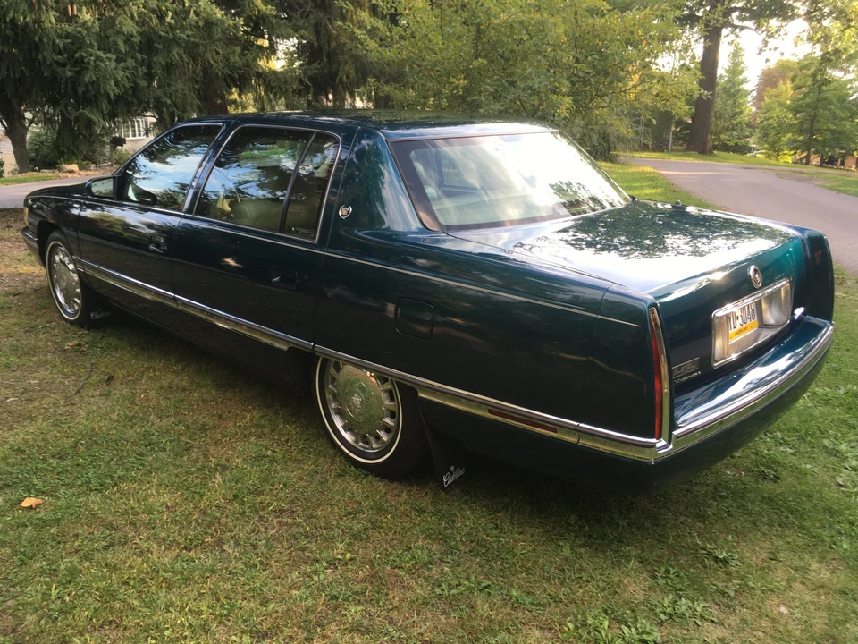 1996 Cadillac DeVille 7th Gen - Image 6 of 31