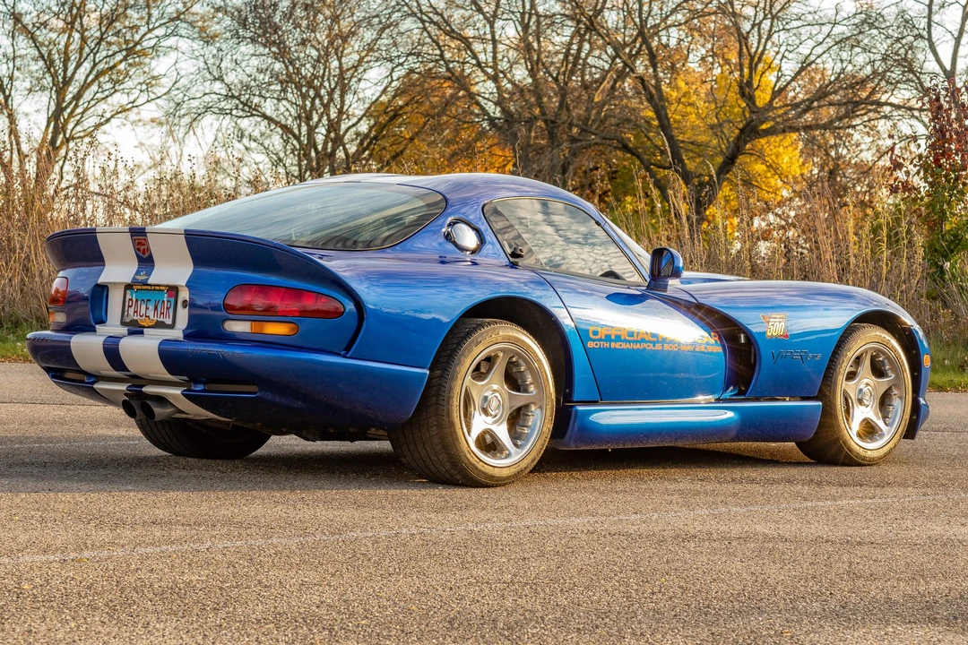 1996 Dodge Viper GTS 2nd Gen - Image 9 of 31