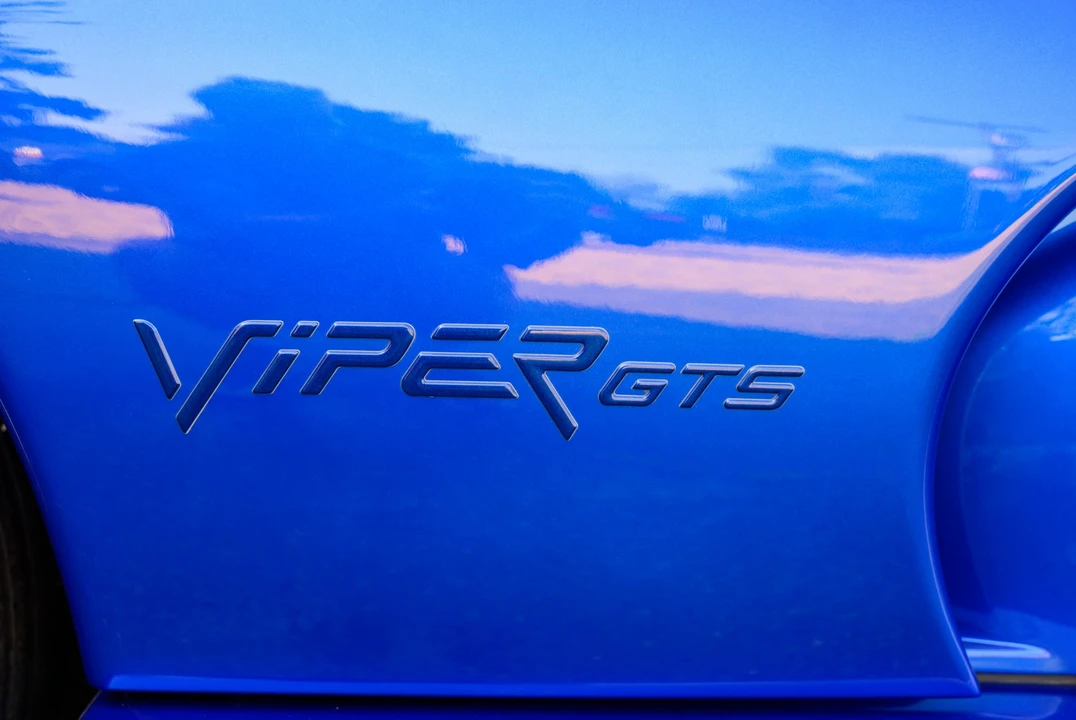 1996 Dodge Viper GTS 2nd Gen - Image 15 of 31