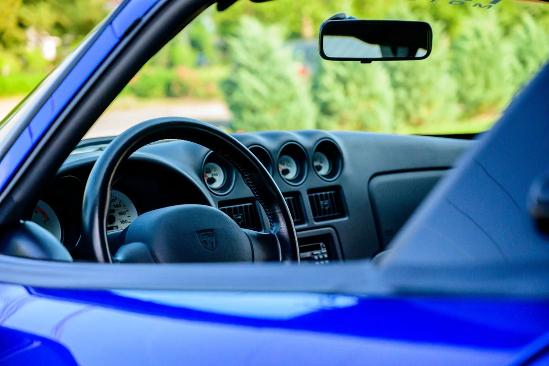 1996 Dodge Viper GTS 2nd Gen - Image 28 of 31