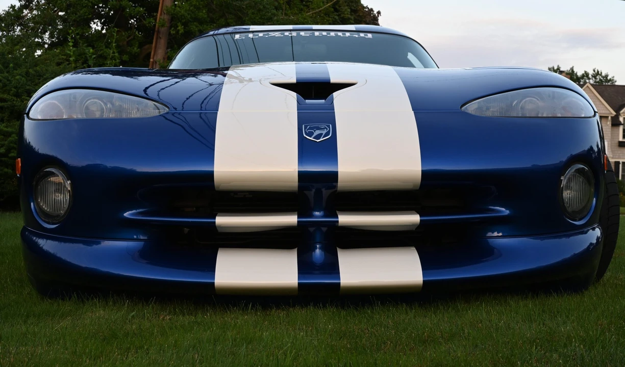 1996 Dodge Viper GTS 2nd Gen - Image 23 of 31