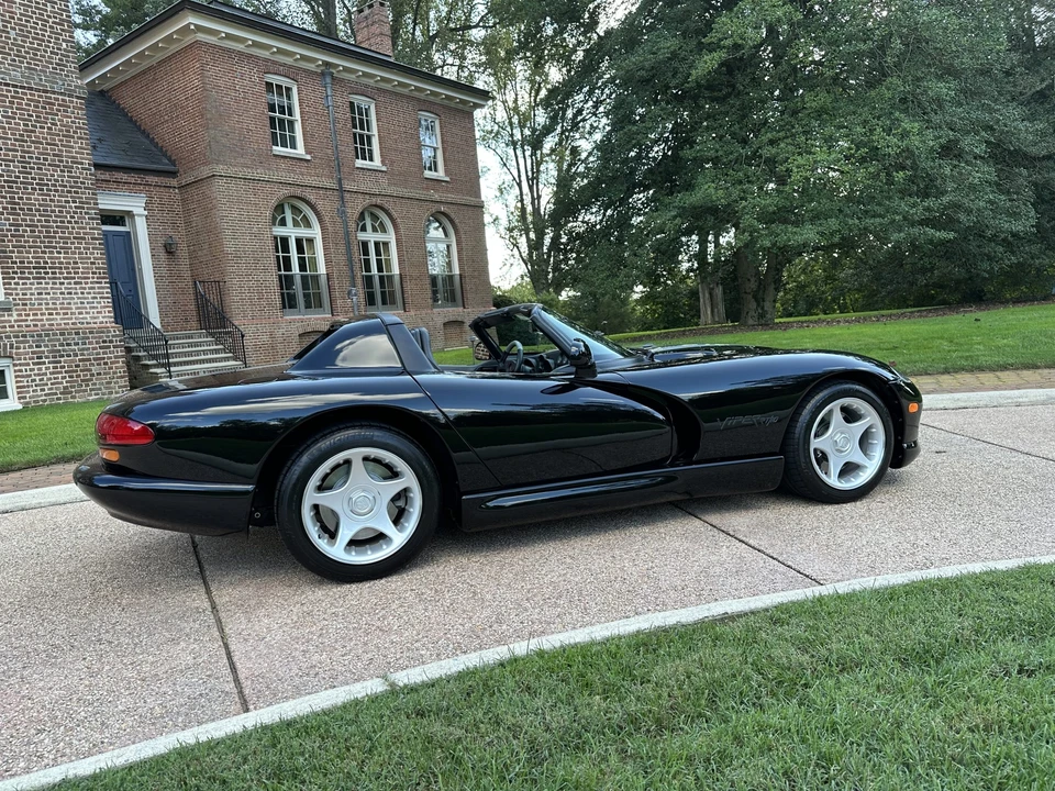 1996 Dodge Viper 2nd Gen - Image 27 of 31