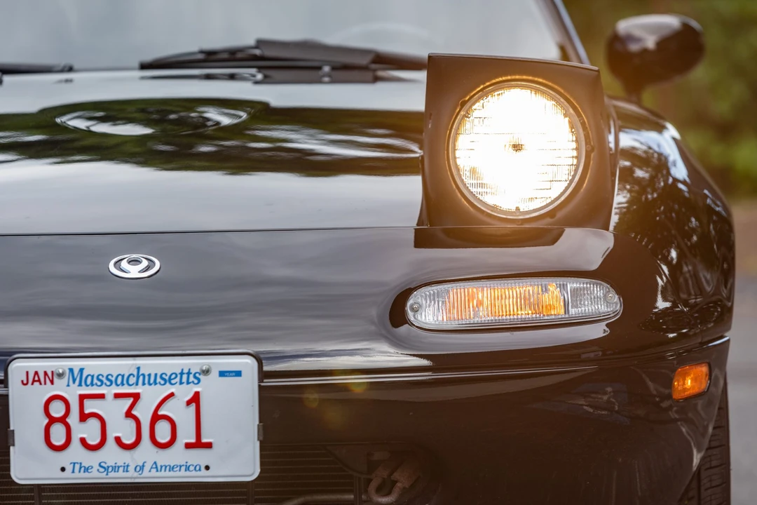 1996 Mazda NA MX-5 Miata - Image 17 of 31
