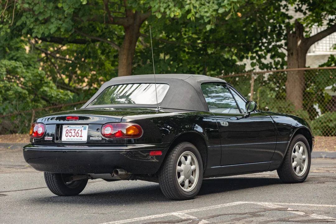1996 Mazda NA MX-5 Miata - Image 8 of 31
