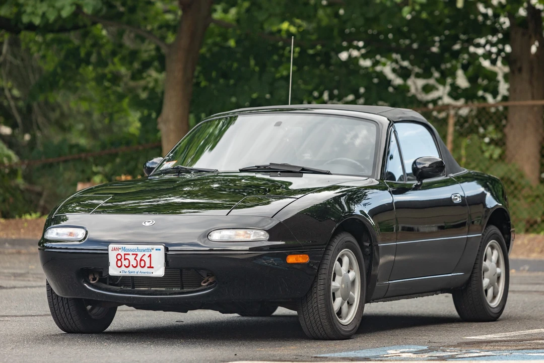 1996 Mazda NA MX-5 Miata - Image 2 of 31