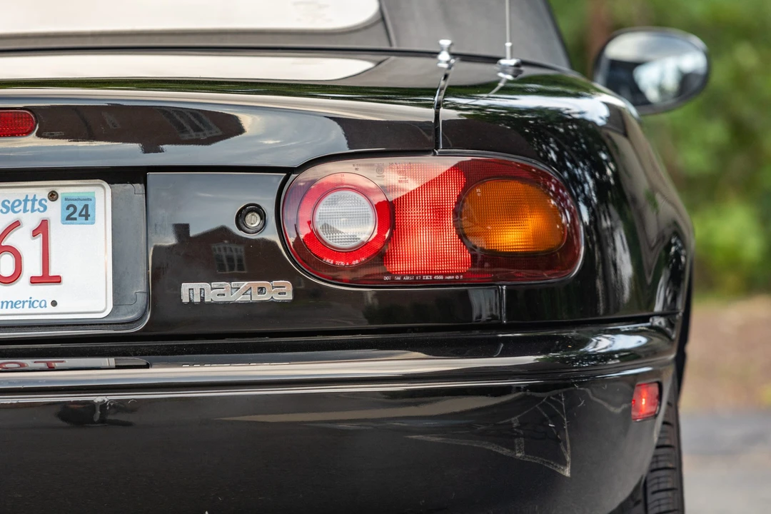 1996 Mazda NA MX-5 Miata - Image 29 of 31
