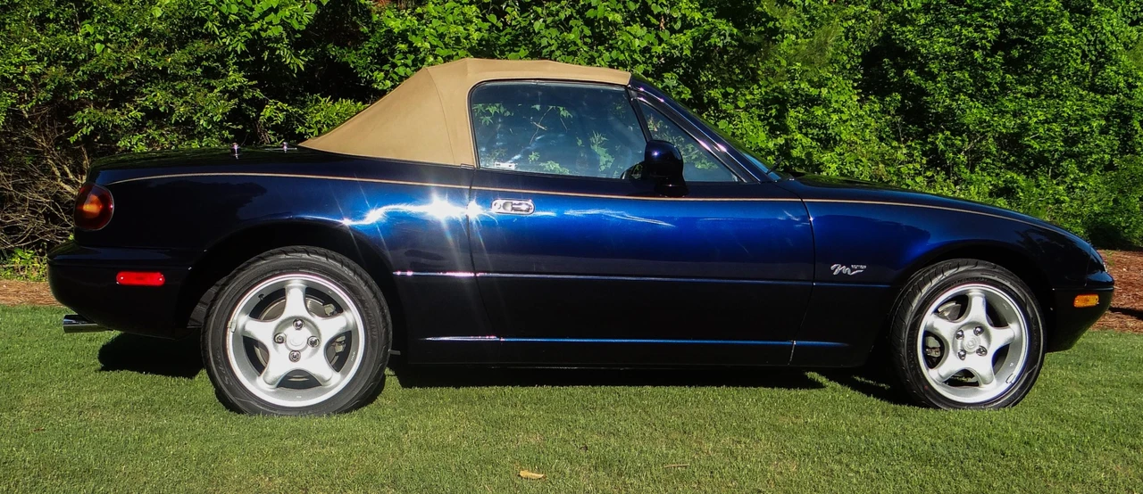1996 Mazda NA MX-5 Miata - Image 8 of 31