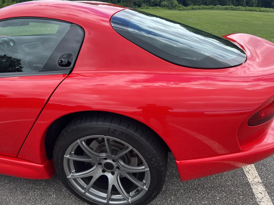 1997 Dodge Viper GTS 2nd Gen - Image 24 of 31
