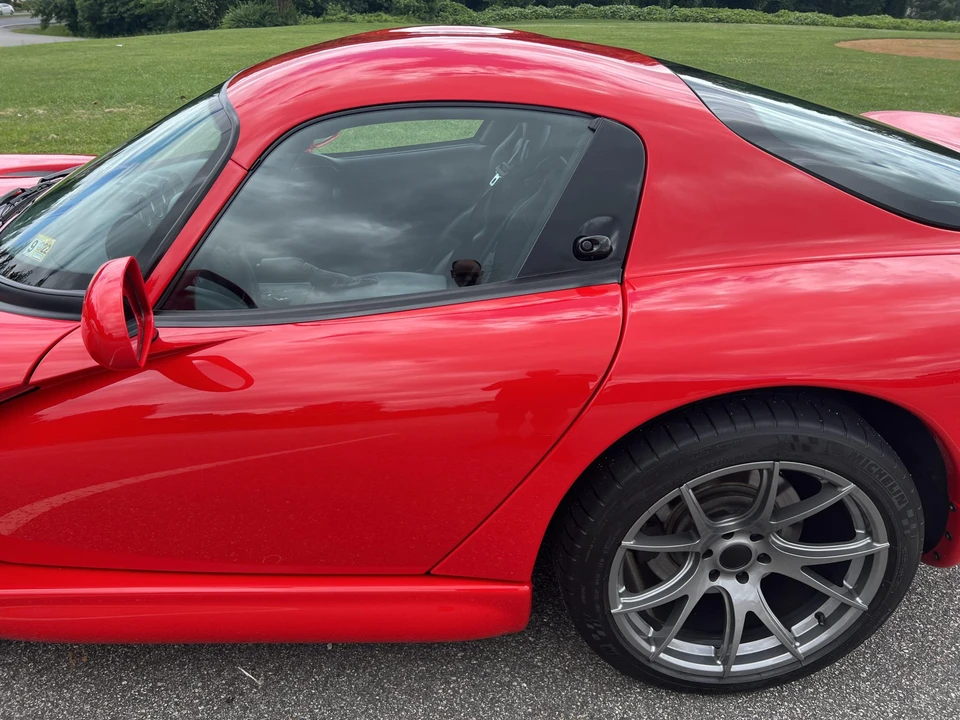 1997 Dodge Viper GTS 2nd Gen - Image 23 of 31