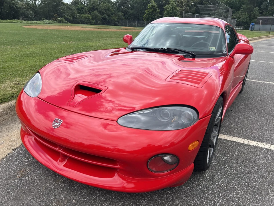 1997 Dodge Viper GTS 2nd Gen - Image 2 of 31