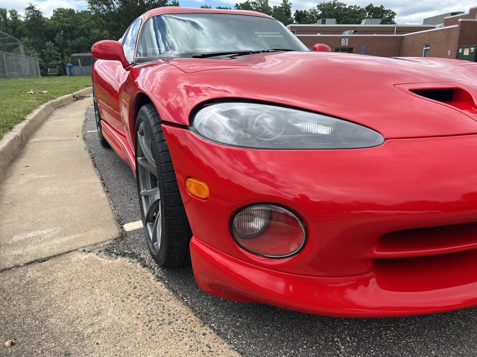 1997 Dodge Viper GTS 2nd Gen - Image 18 of 31