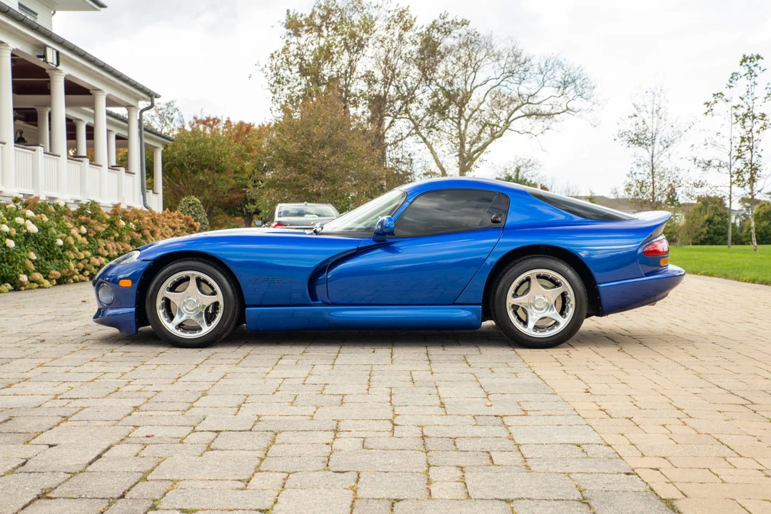 1997 Dodge Viper GTS 2nd Gen - Image 13 of 31