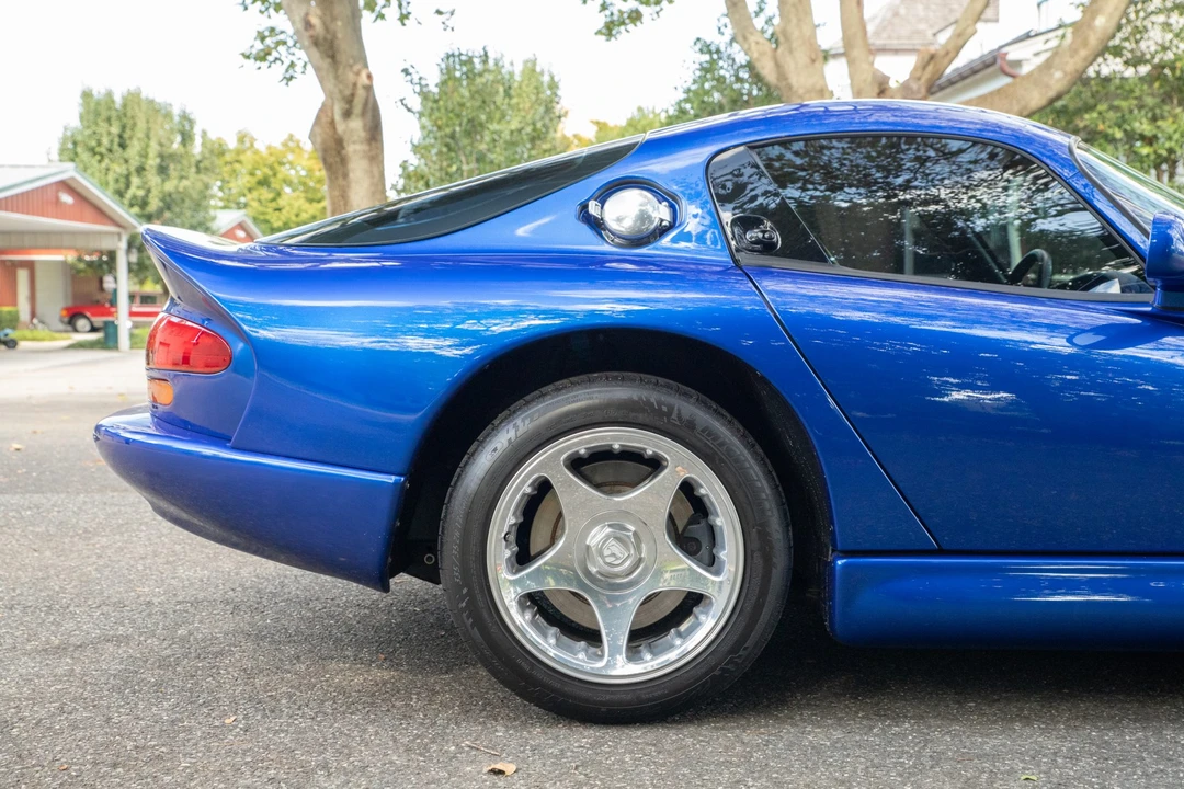 1997 Dodge Viper GTS 2nd Gen - Image 23 of 31