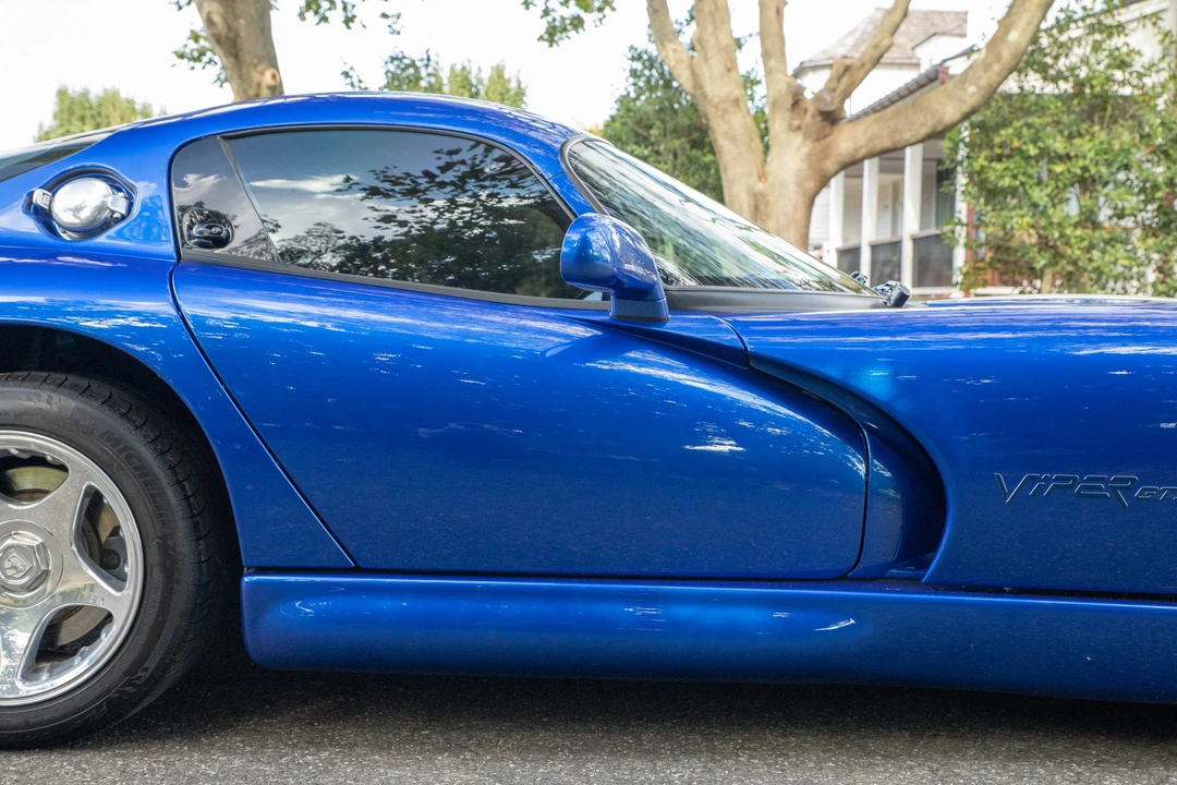1997 Dodge Viper GTS 2nd Gen - Image 24 of 31