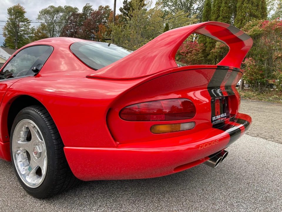 1997 Dodge Viper GTS 2nd Gen - Image 24 of 31
