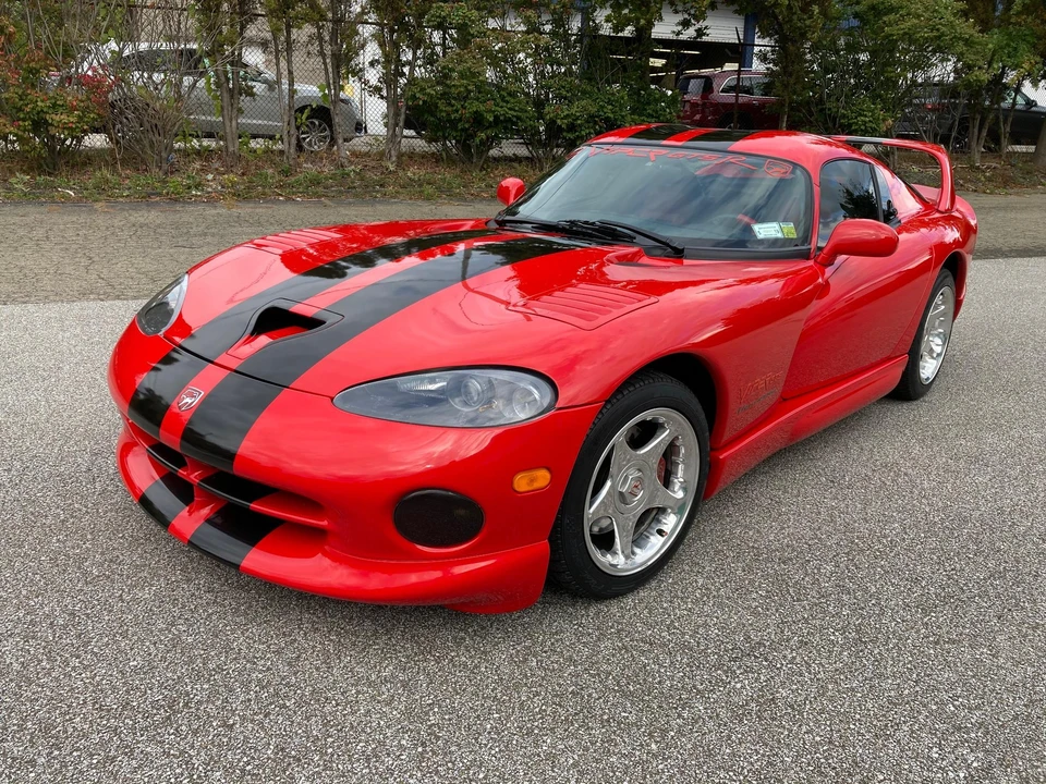 1997 Dodge Viper GTS 2nd Gen - Image 14 of 31