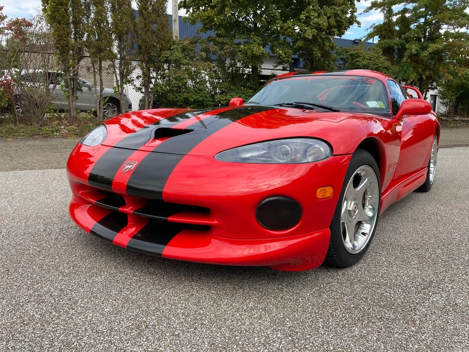 1997 Dodge Viper GTS 2nd Gen - Image 15 of 31