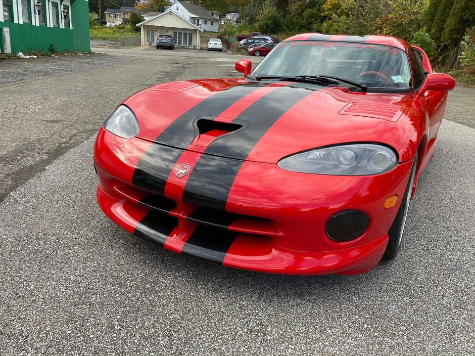 1997 Dodge Viper GTS 2nd Gen - Image 13 of 31