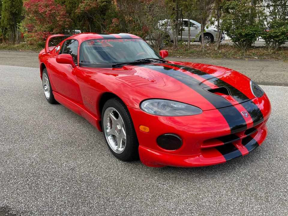 1997 Dodge Viper GTS 2nd Gen - Image 10 of 31