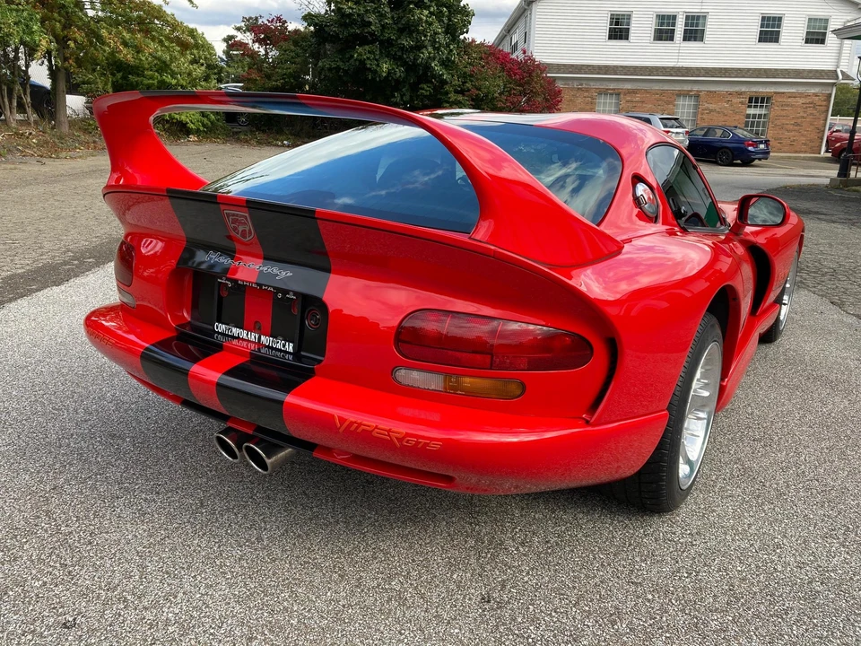 1997 Dodge Viper GTS 2nd Gen - Image 2 of 31