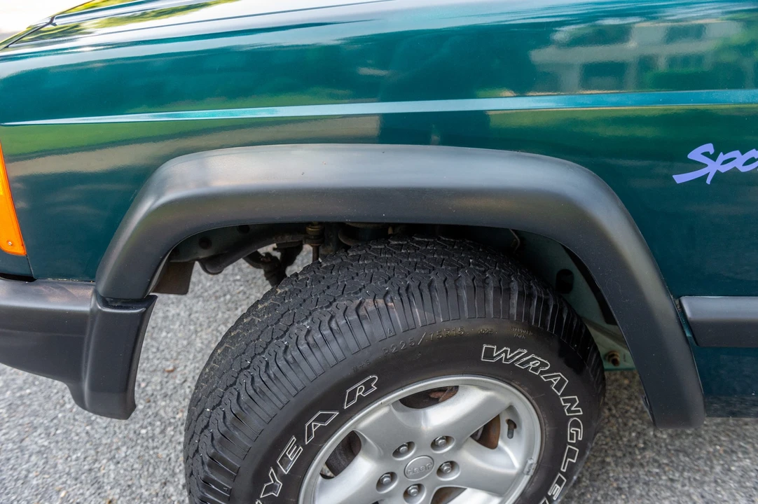 1997 Jeep XJ Cherokee - Image 29 of 31