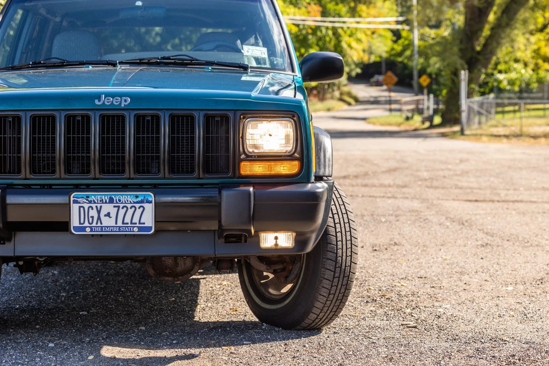 1997 Jeep XJ Cherokee - Image 11 of 31