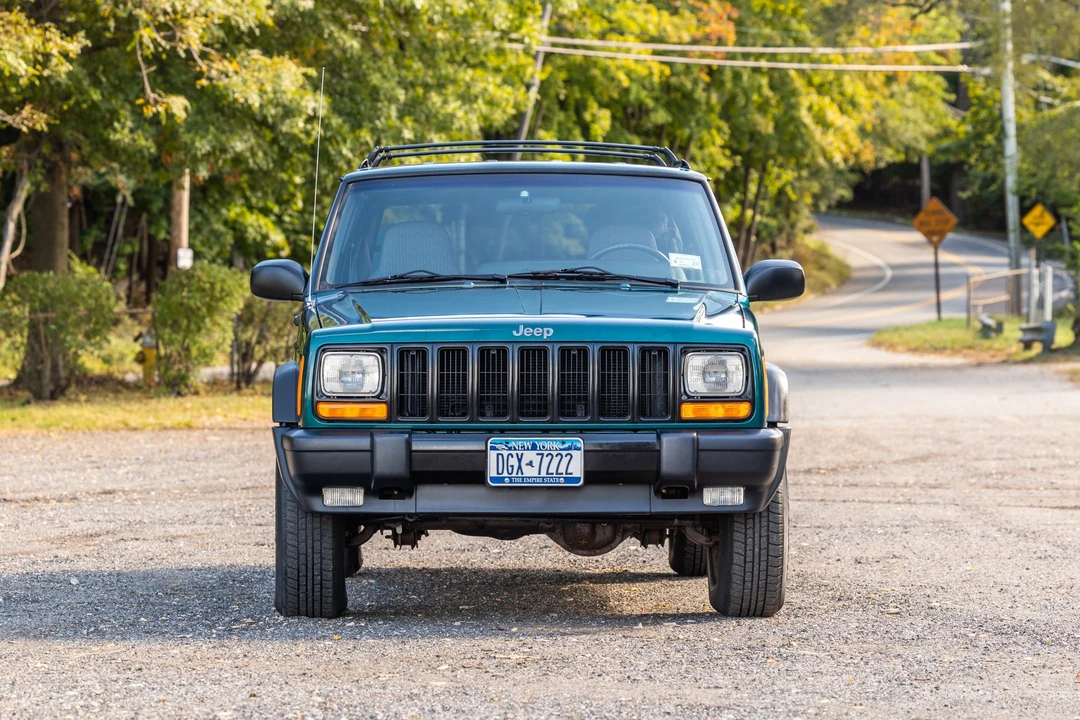1997 Jeep XJ Cherokee - Image 3 of 31