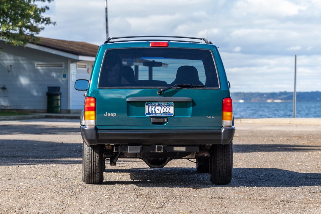 1997 Jeep XJ Cherokee - Image 7 of 31