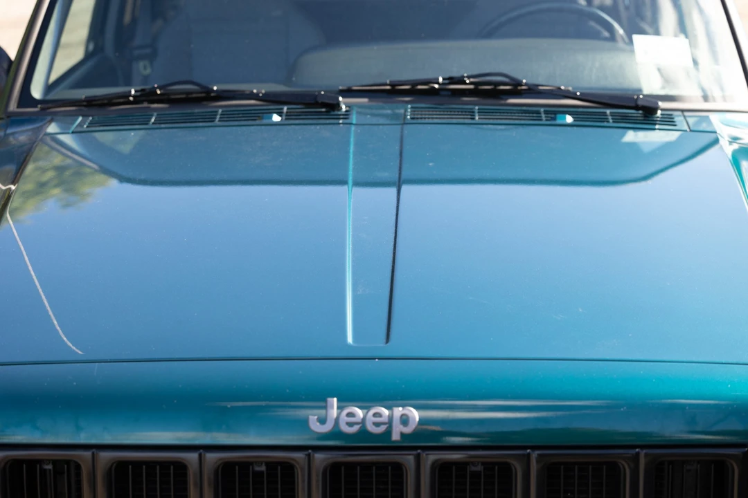 1997 Jeep XJ Cherokee - Image 18 of 31