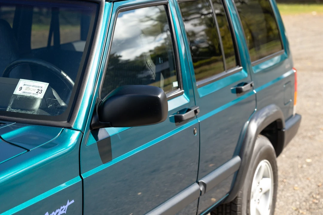 1997 Jeep XJ Cherokee - Image 21 of 31