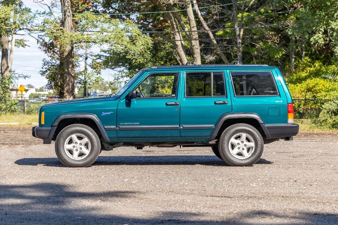 1997 Jeep XJ Cherokee - Image 5 of 31