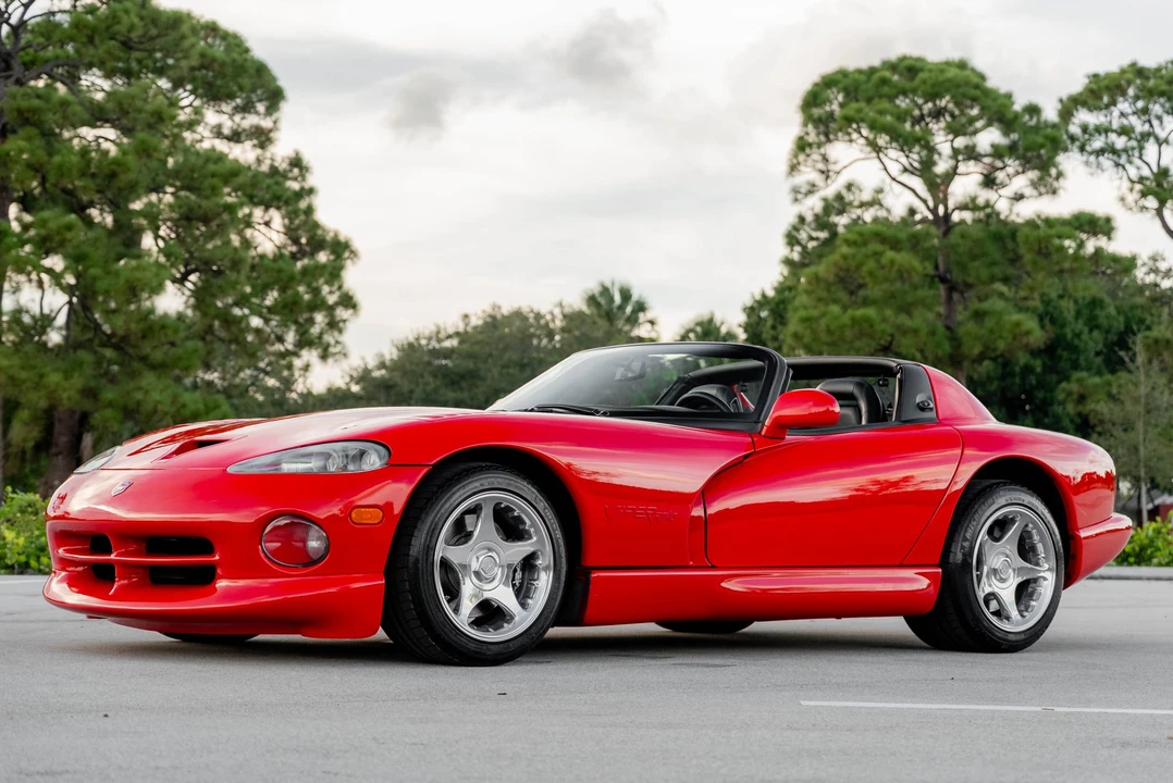 1998 Dodge Viper 2nd Gen - Image 2 of 31