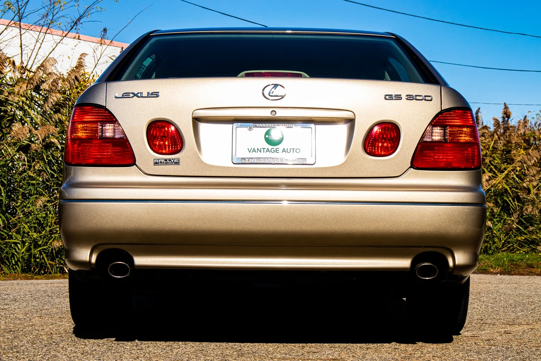 1998 Lexus GS 2nd Gen - Image 10 of 31
