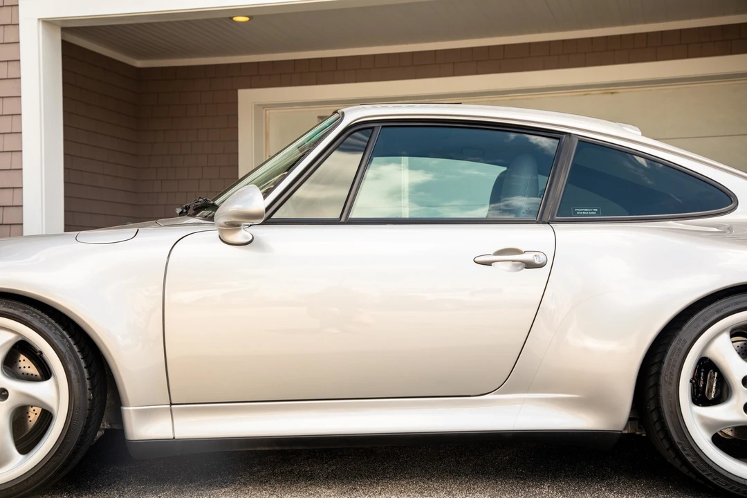 1998 Porsche 993 Carrera - Image 16 of 31