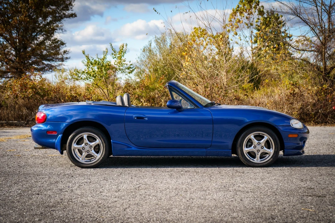 1999 Mazda NB MX-5 Miata - Image 15 of 31