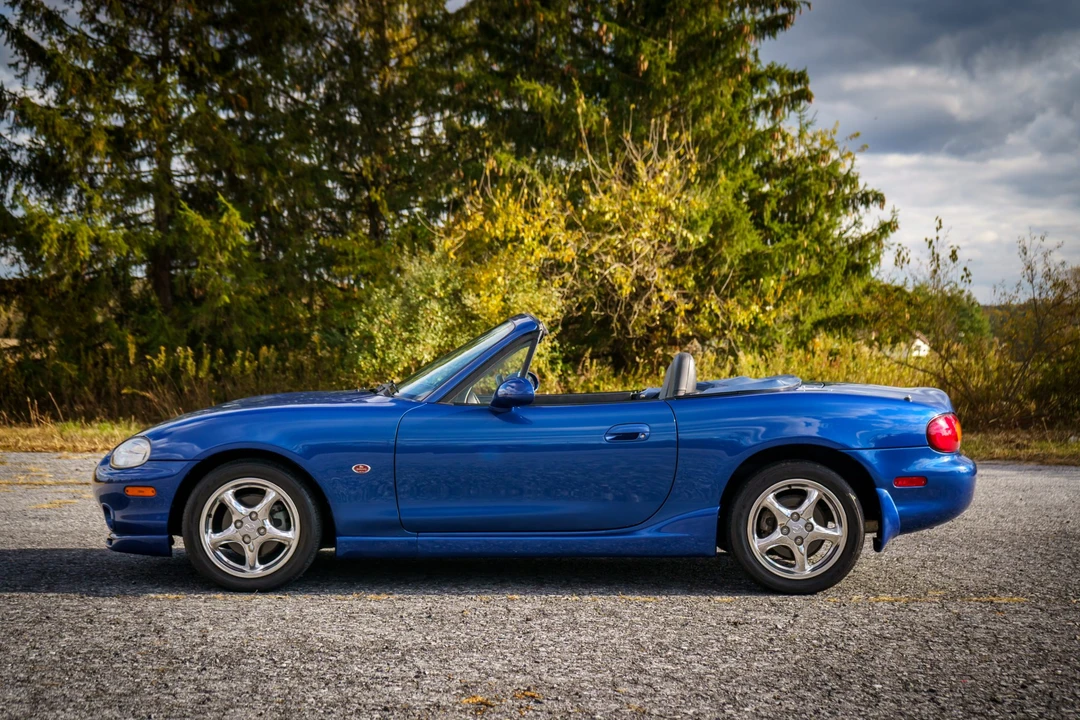 1999 Mazda NB MX-5 Miata - Image 6 of 31