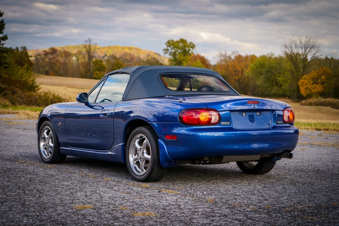 1999 Mazda NB MX-5 Miata - Image 26 of 31