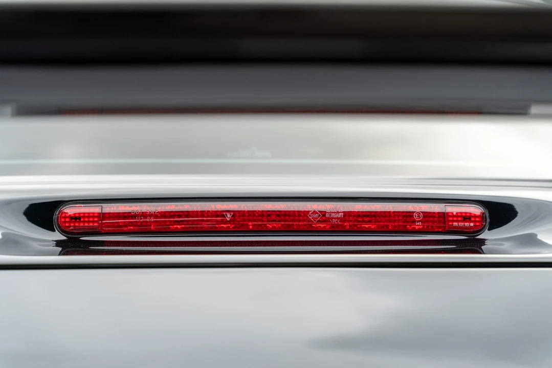 1999 Porsche 996 Carrera 4 - Image 31 of 31
