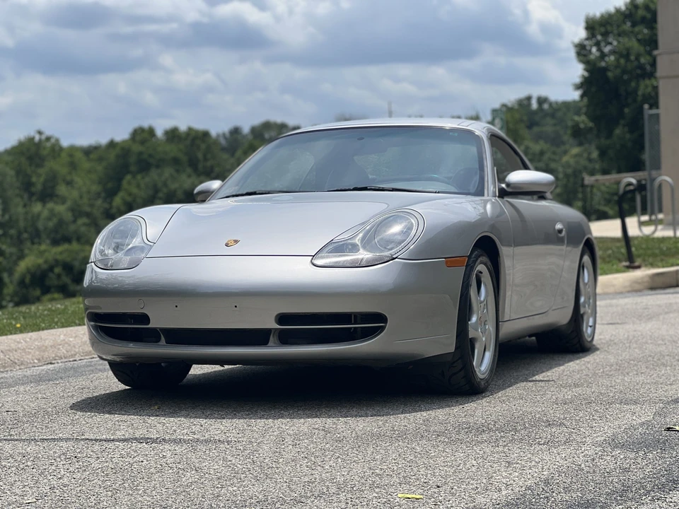 1999 Porsche 996 Carrera - Image 9 of 31