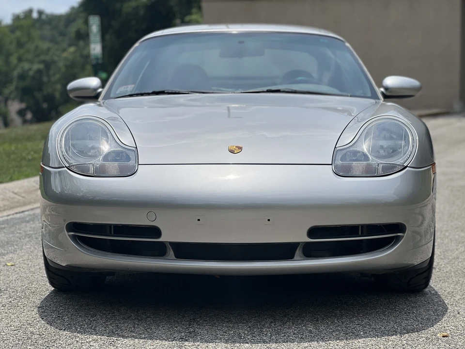 1999 Porsche 996 Carrera - Image 11 of 31
