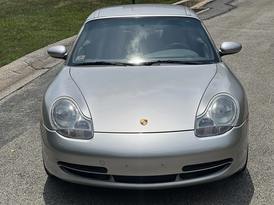 1999 Porsche 996 Carrera - Image 10 of 31
