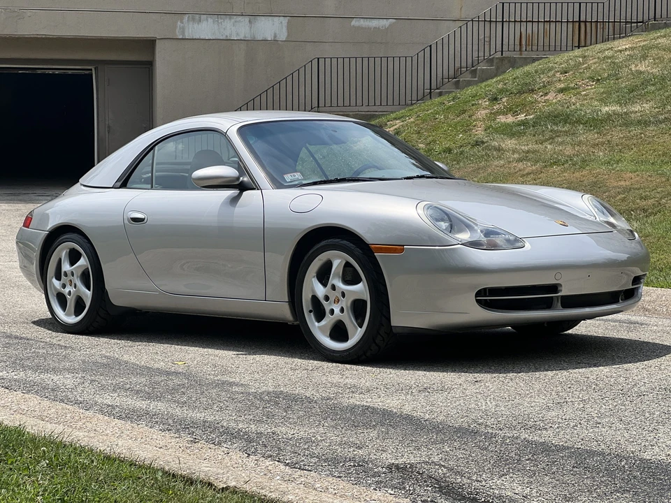 1999 Porsche 996 Carrera - Image 14 of 31